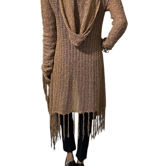 Fringed Tan Cardigan excellent for adding to your l outfits. - Picture 11 of 13